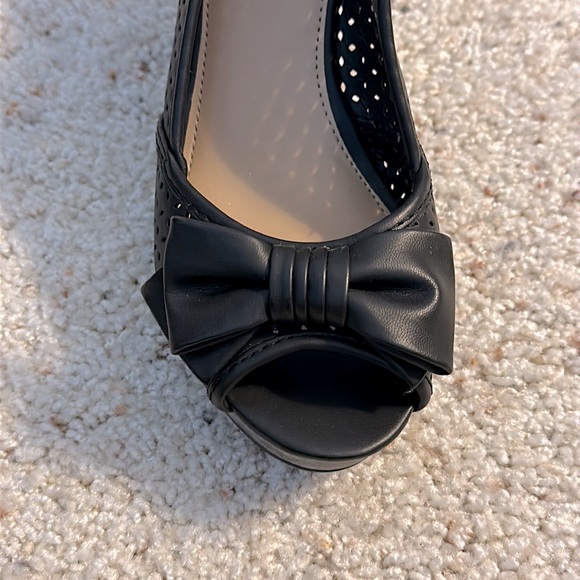 Apt.9 Miranda Black Open Toe Wedge Pumps - HOLD - Picture 3 of 12